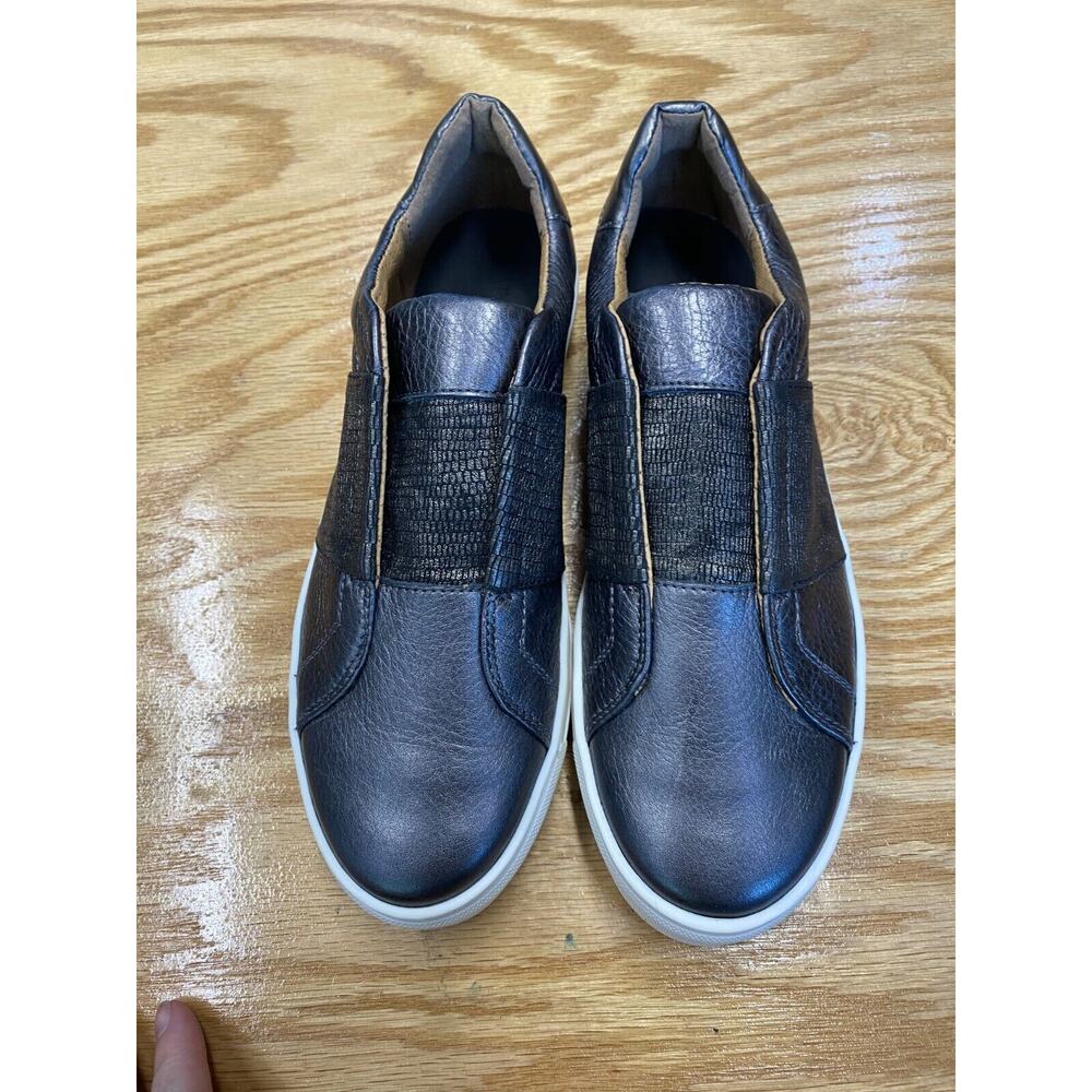 The Flexx Sneakers Women's 7 Black Leather Low Top Laceless Comfort Shoes S29